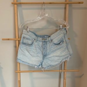 BDG "Tomgirl" Midrise Lightwash Denim Shorts
